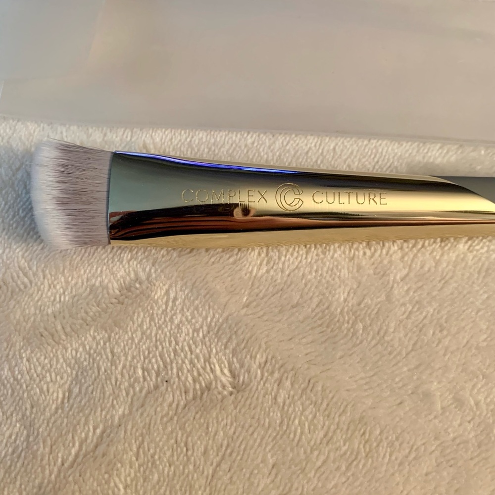 Complex Culture Precision Concealer Brush Gray NEW
